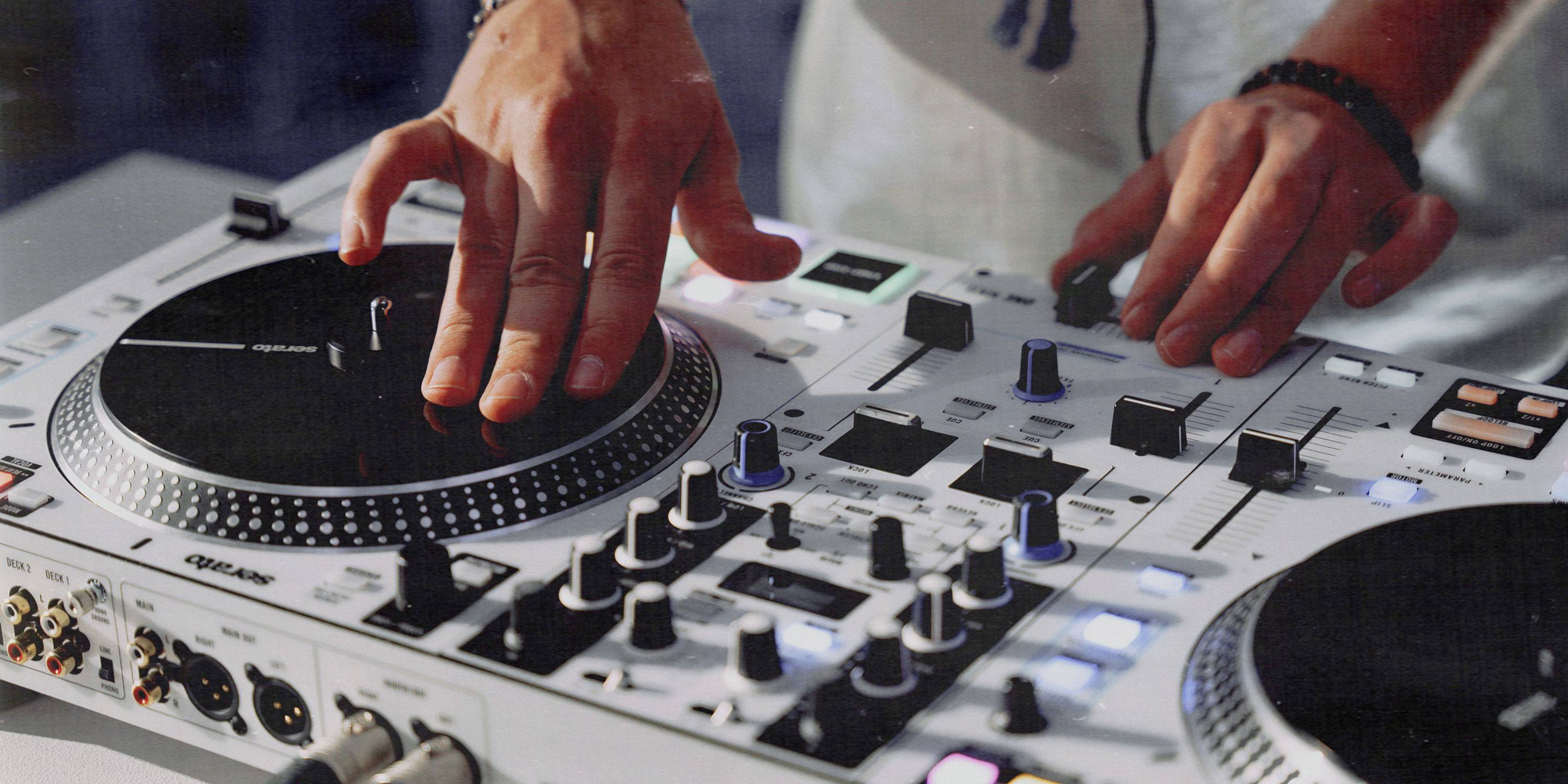 RANE ONE MKII Professional Motorized DJ Controller
